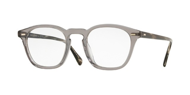 photo OLIVER PEOPLES